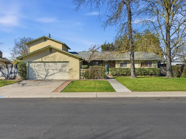 713 Rio Vista Dr, Modesto, CA 95355