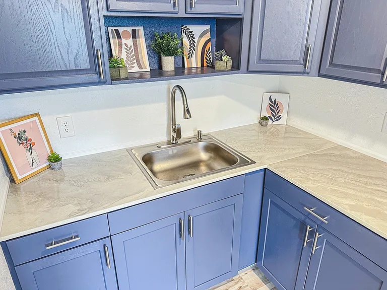 2600 Kingman Blvd #22 — Photo 2