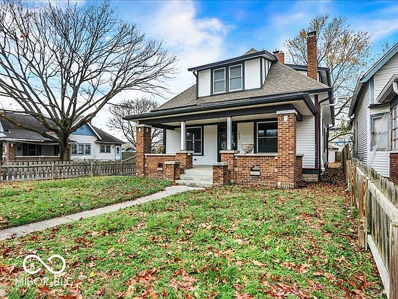 2nd image of 1902 Woodlawn Ave