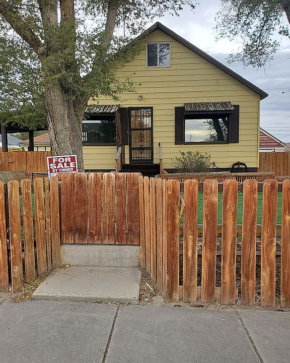 1st image of 450 Jensen St