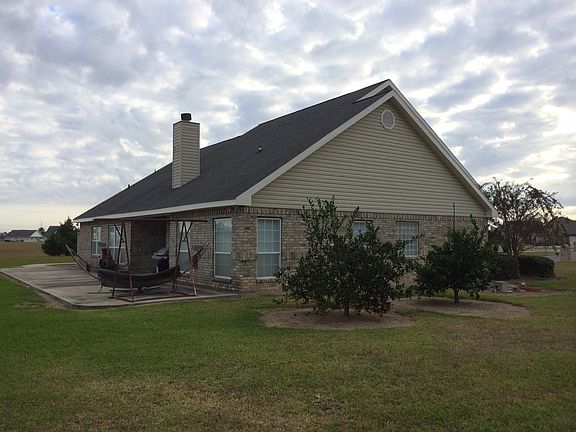 2nd image of 3042 Englewood Dr