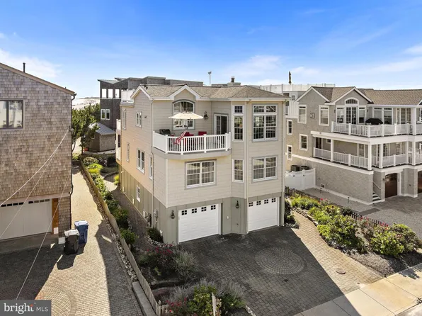 108 Glendola Ave, Beach Haven, NJ 08008