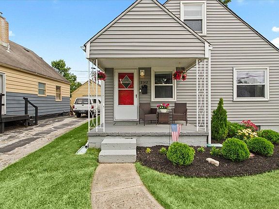 4th image of 2142 W Mound St
