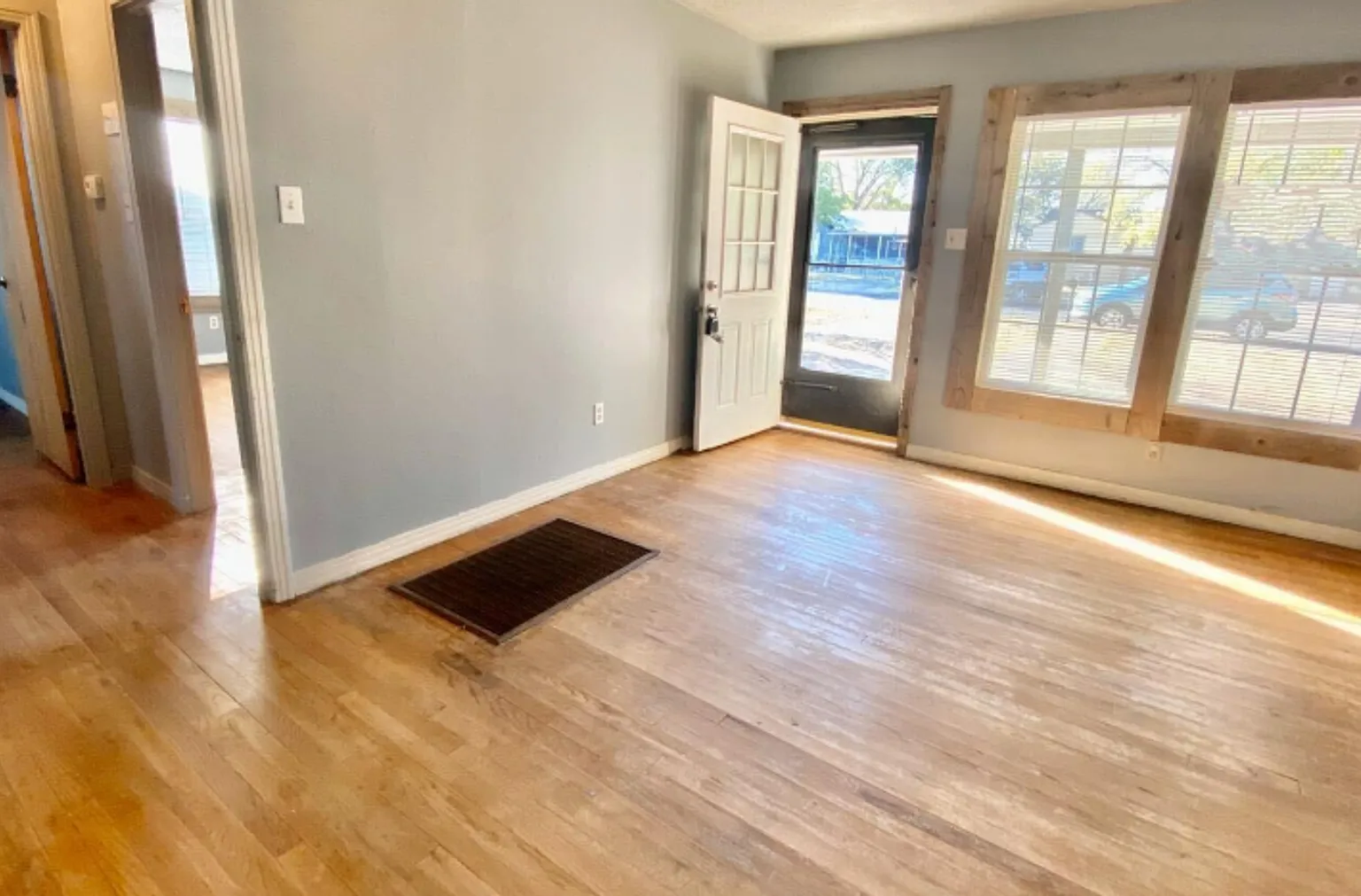 $0 First Month's Rent / $0 Deposit at Move-in — Photo 2
