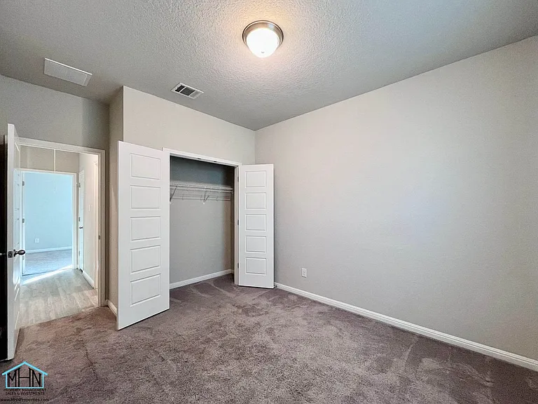 2307 Castello Way — Photo 25