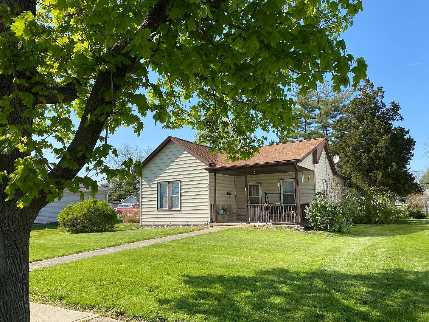 609 Mulberry St, Greenfield, IL 62044 Zillow