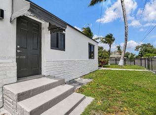 1102 NW 103rd St #1, Miami, FL 33150
