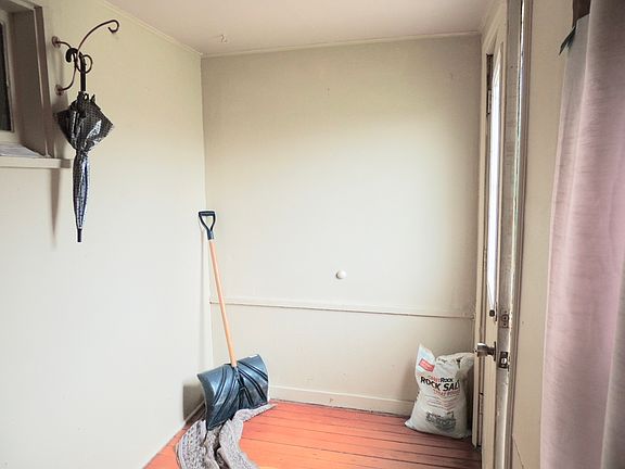 3rd image of 422 S 21st Ave