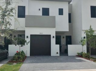 9158 SW 5th Ln, Miami, FL 33174