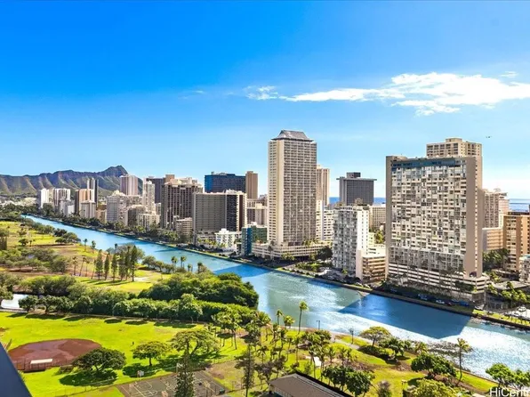 2444 Hihiwai St #2300, Honolulu, HI 96826