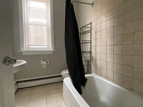 2nd image of 3916 N 7th St Floor 2