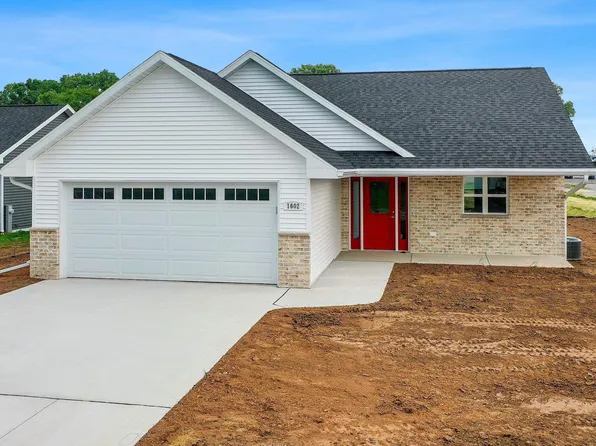 1602 Vernon Ct, Green Bay, WI 54304