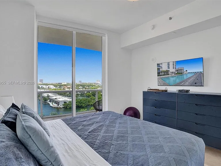 16001 Collins Ave #805 — Photo 23