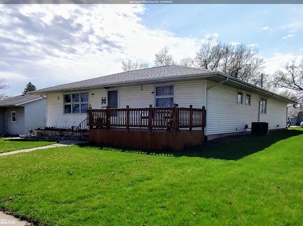 305 S Main St, Laurel, IA 50141