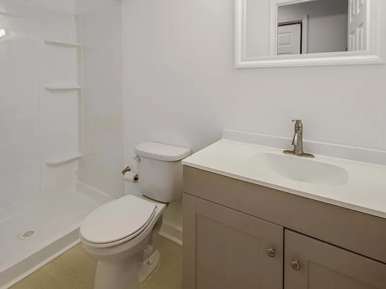 333 S Conkling St #A — Photo 33