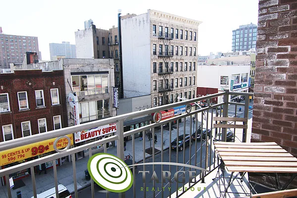 Rented by Target Realty Group | media 25