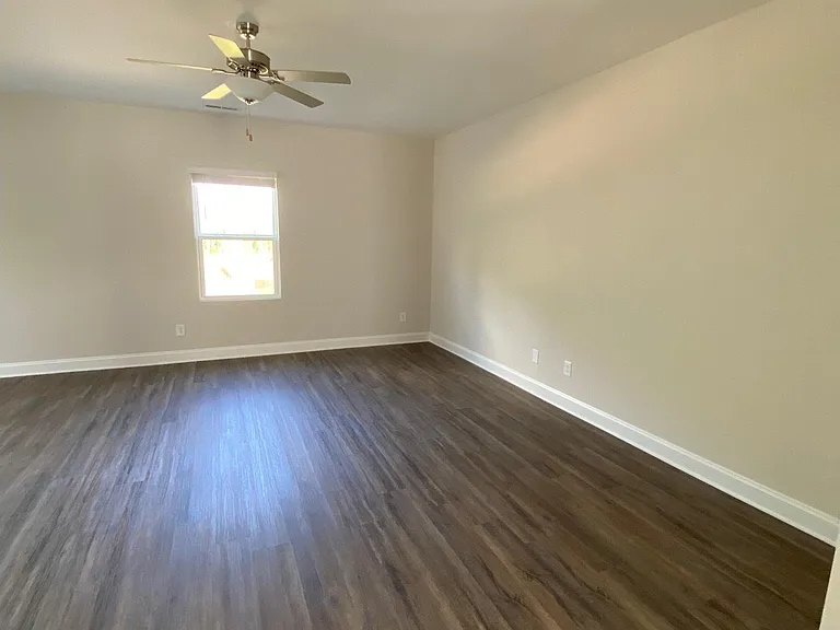 620 Access Dr — Photo 8