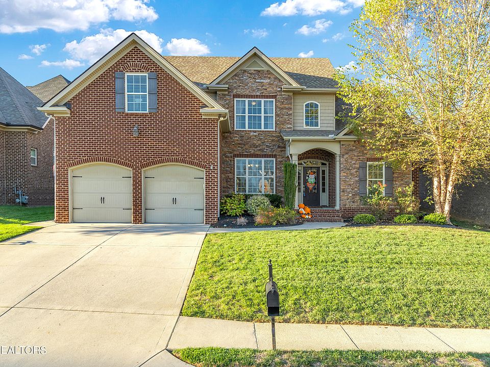1st image of 7911 Autumn Trace Dr