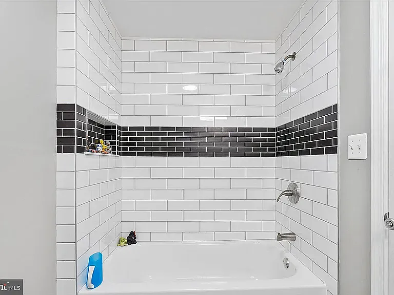 522 S Clinton St — Photo 25