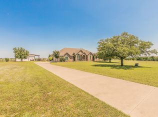 607 Hollyridge Ln, Fort Worth, TX 76108