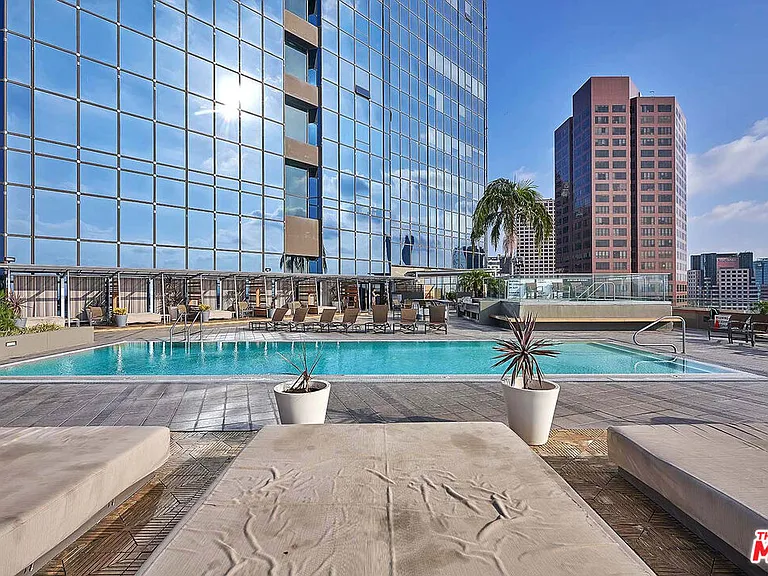 1100 Wilshire Blvd #2108 — Photo 19