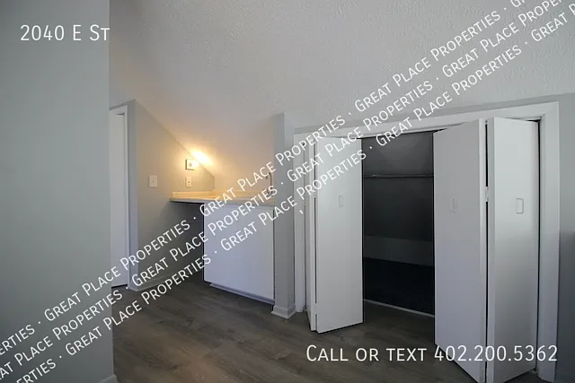 2040 E St — Photo 3