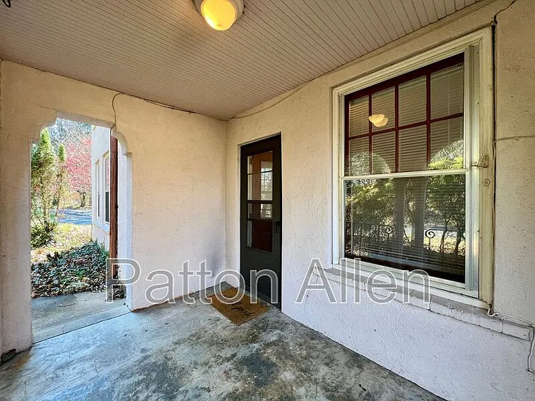 83 Edgemont Rd #1 — Photo 19