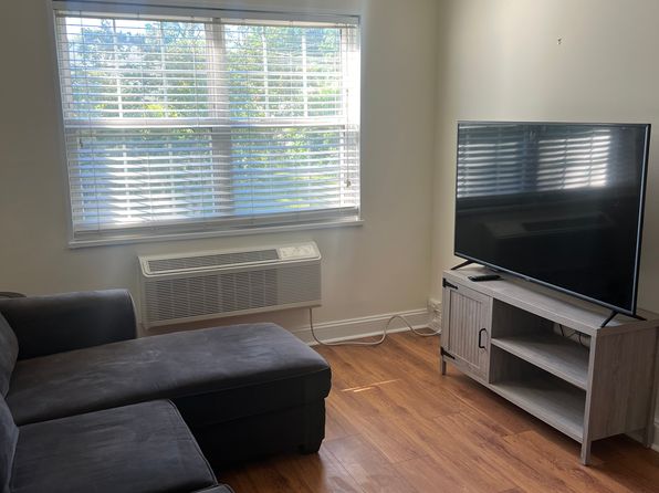 2303 Farrington Ave #2-303