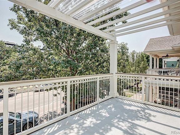 3rd image of 2723 Roslyn Street