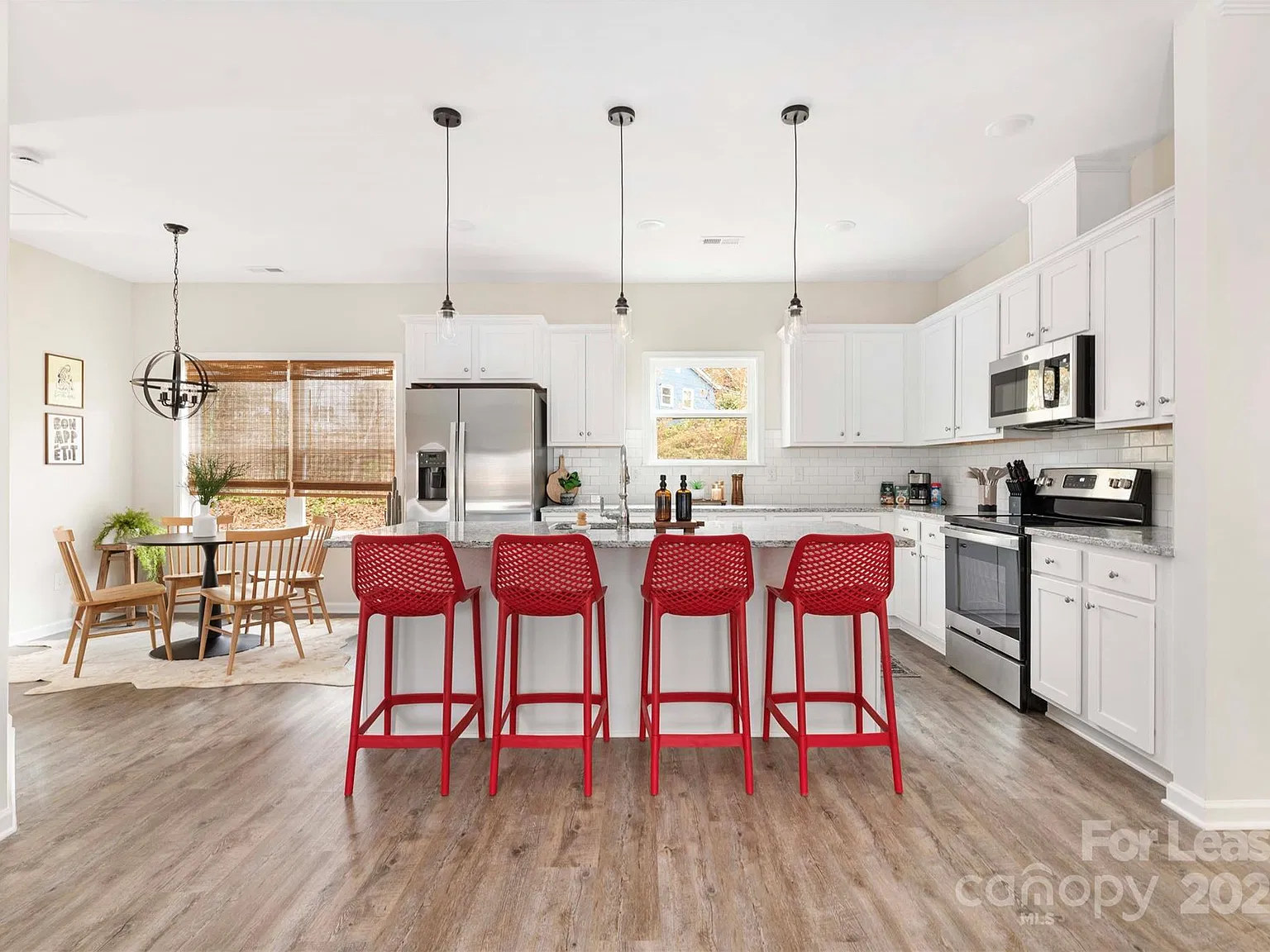 3 bed, 2.0 bath, 1300 sqft, $3,600 — Photo 1