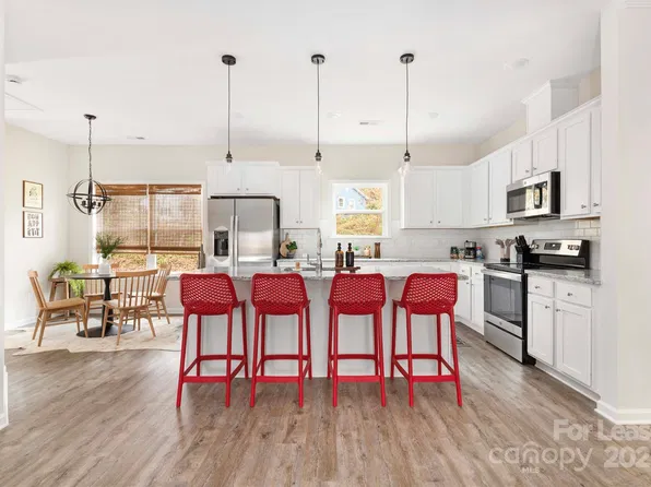 107 Robinson St, Belmont, NC 28012