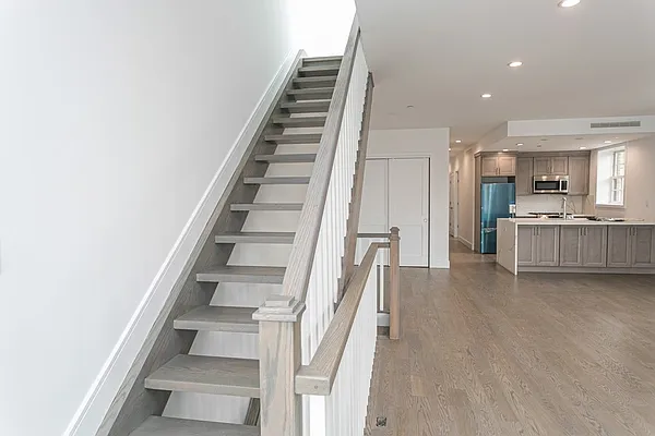 Sold by Jabour Realty Company | media 28