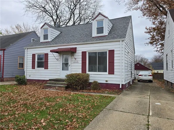 21212 Watson Rd, Maple Heights, OH 44137