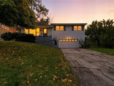 5703 W 50th Ter, Mission, KS, 66202