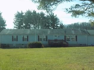 444 Gans Rd, Lake lynn, PA 15451