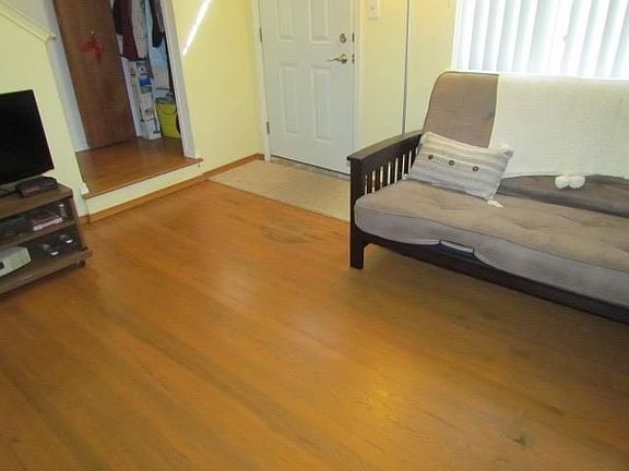 4th image of 3029 Wolverine Dr
