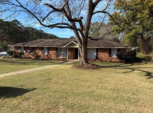 7601 Edgewater Dr, Columbus, GA 31904