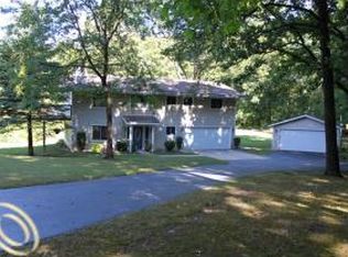 6455 Brighton Rd, Brighton, MI 48116