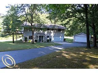 6455 Brighton Rd photo 1