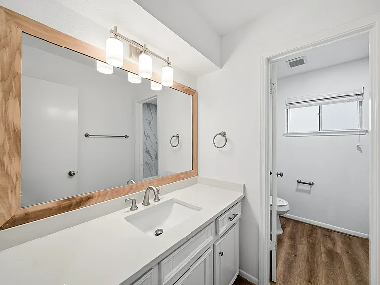 12931 Westella Dr — Photo 5
