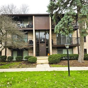 16480 Heather Ln APT 203, Cleveland, OH, 44130