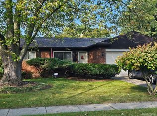 9606 Washington St, Romulus, MI 48174