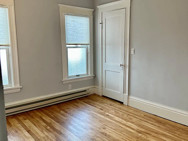 3036 James Ave S — Photo 8
