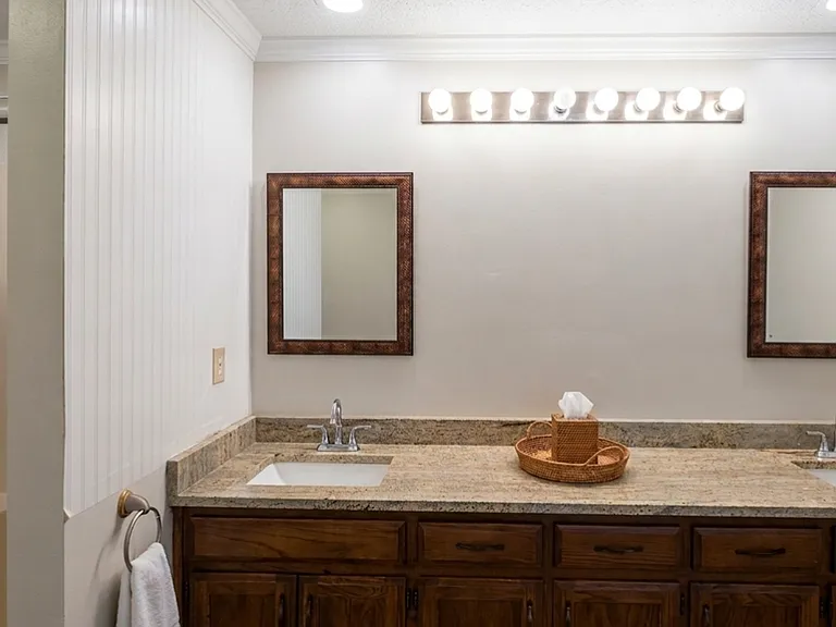 4910 Gold Mine Dr — Photo 13