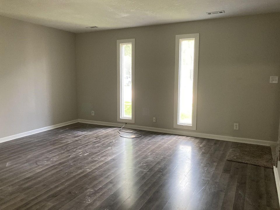1st image of 3613 W Sugar Tree Ln