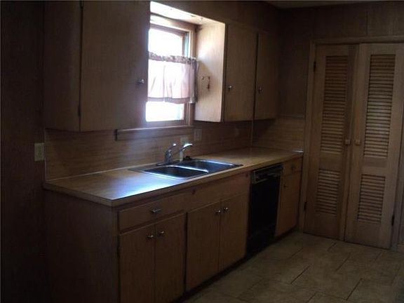2nd image of 1349 Cedar Crest Dr