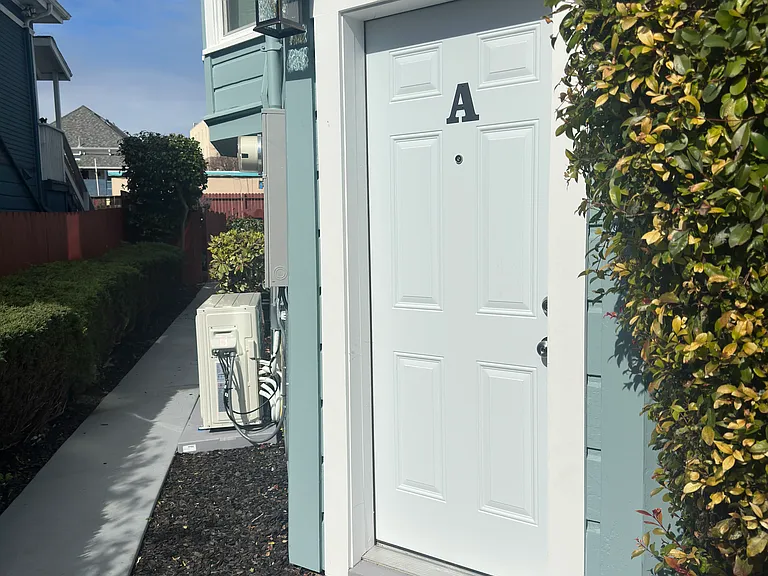 34th Ave — Photo 1