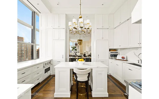 Sold by Douglas Elliman | media 6