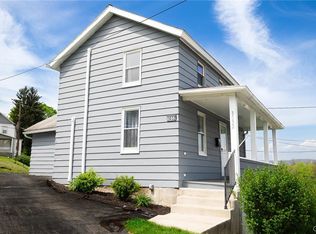 3032 Market St, Jenkins Township, PA 18640