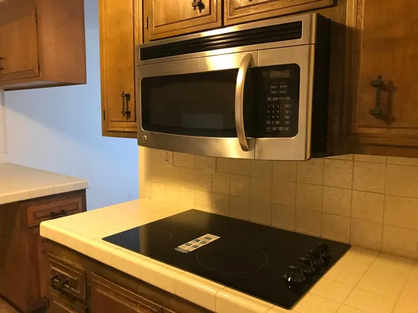 2015 East Broadway, Long Beach, CA 90803